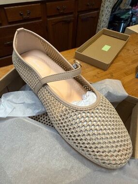 Women's Beige Mary Jane Crochet  Mesh Flats size 8
